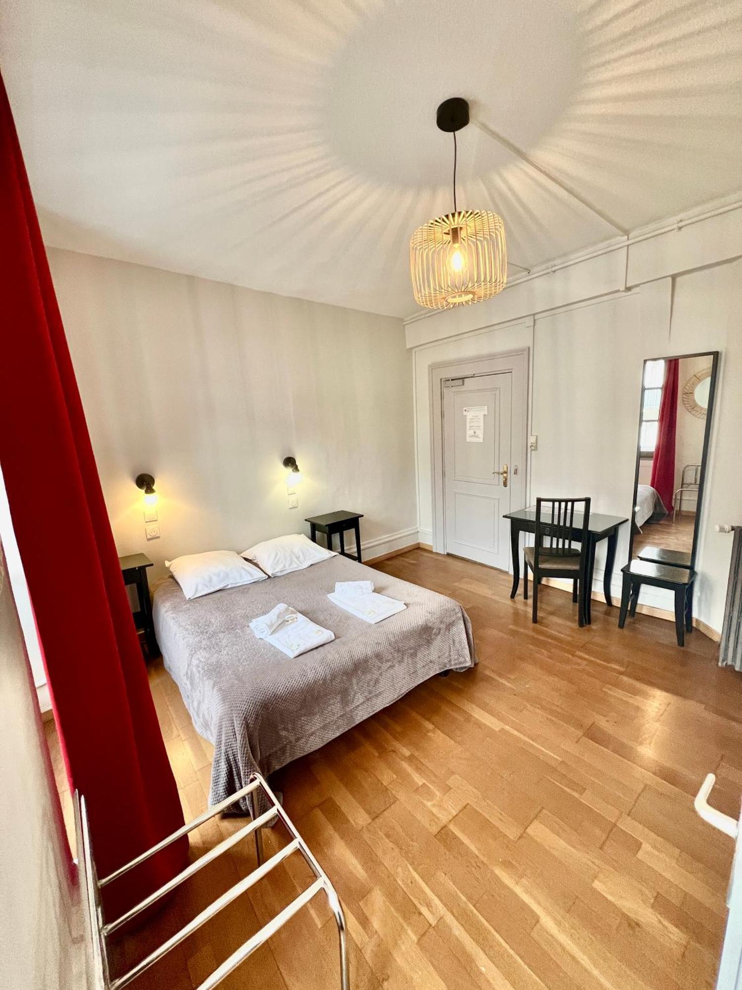 Hotel Patricia - Strasbourg Hyper Centre المظهر الخارجي الصورة